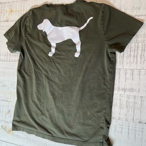 🖤 PINK Campus Tee 🖤